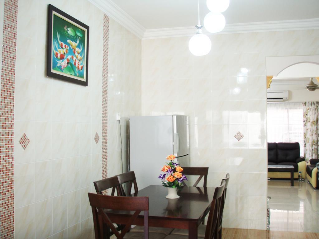 Garden Vacation Suite Бентонг Номер фото